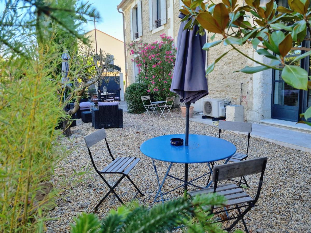 Les Lofts Apartment LʼIsle-sur-la-Sorgue Екстериор снимка