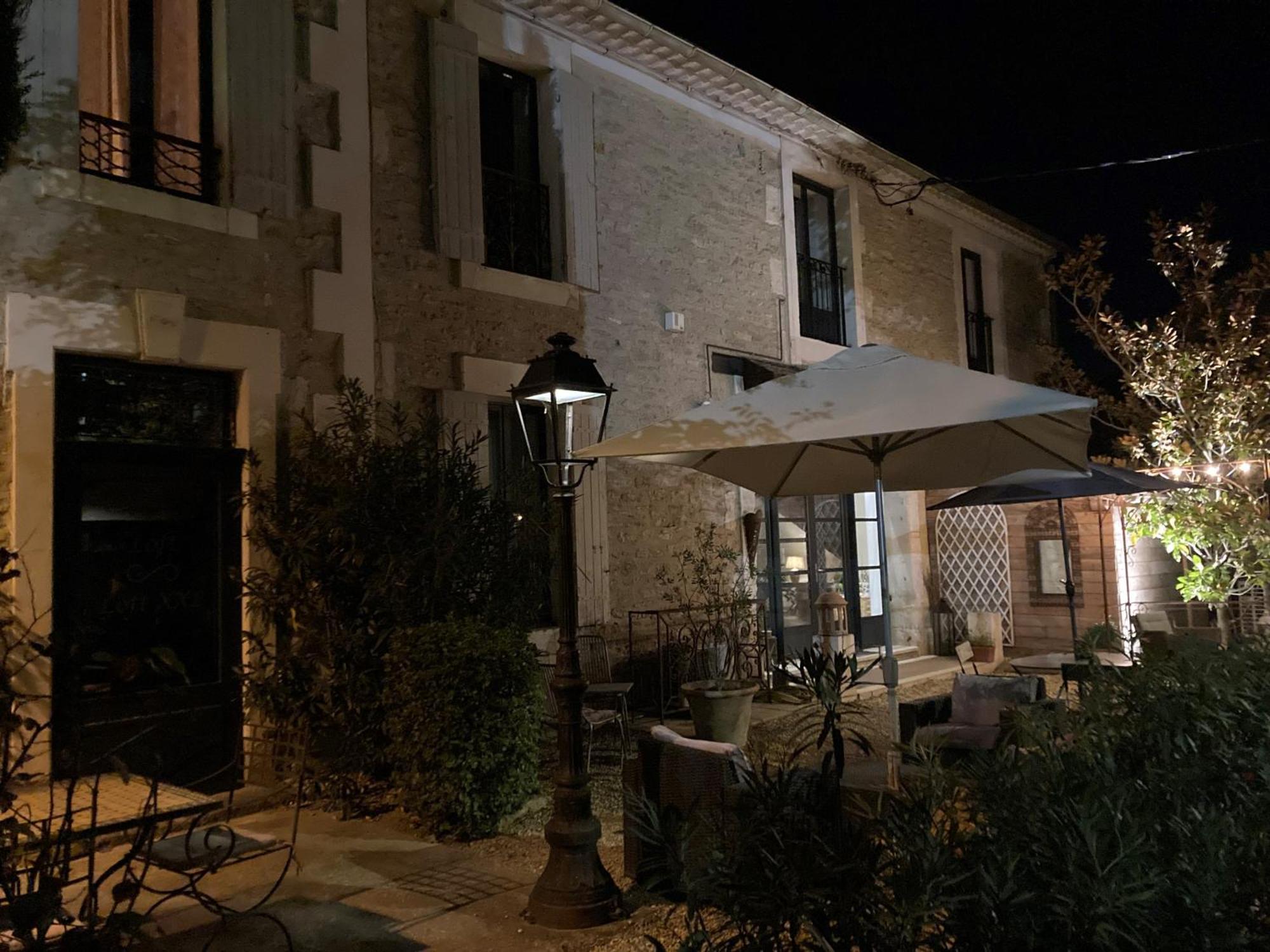 Les Lofts Apartment LʼIsle-sur-la-Sorgue Екстериор снимка