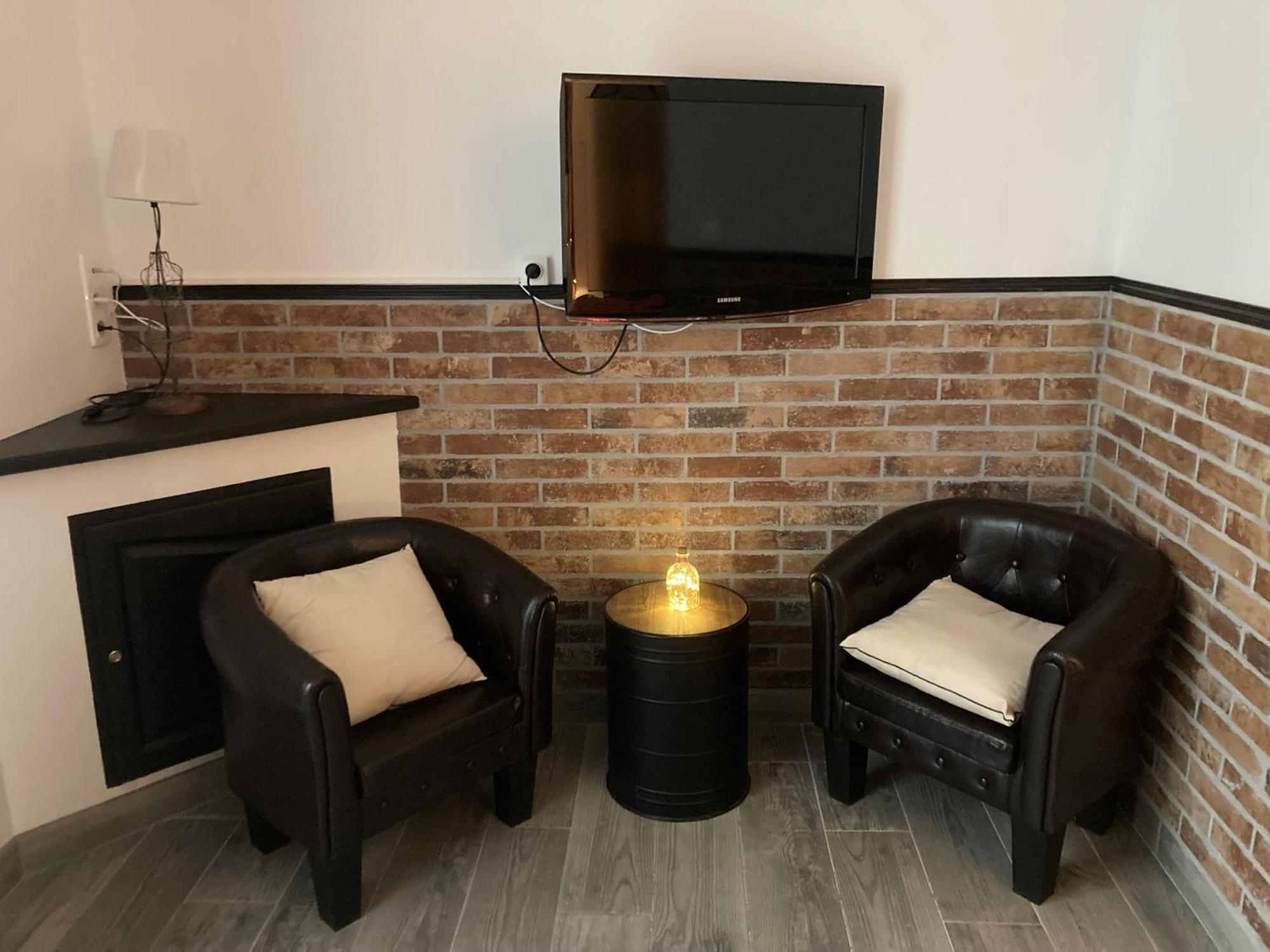 Les Lofts Apartment LʼIsle-sur-la-Sorgue Екстериор снимка