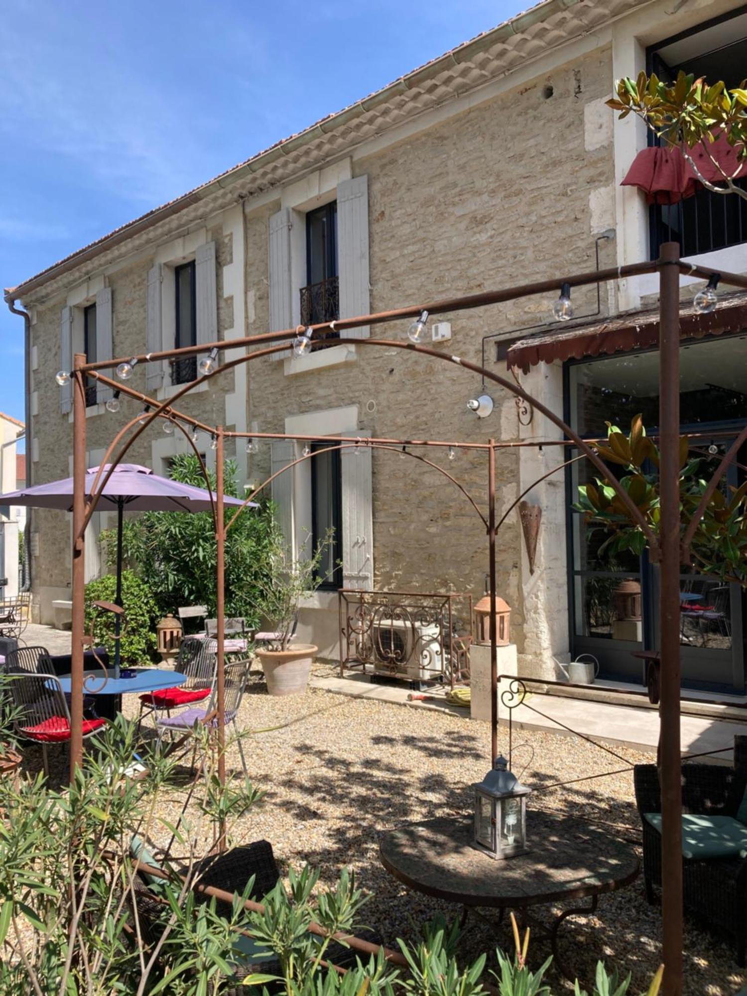 Les Lofts Apartment LʼIsle-sur-la-Sorgue Екстериор снимка