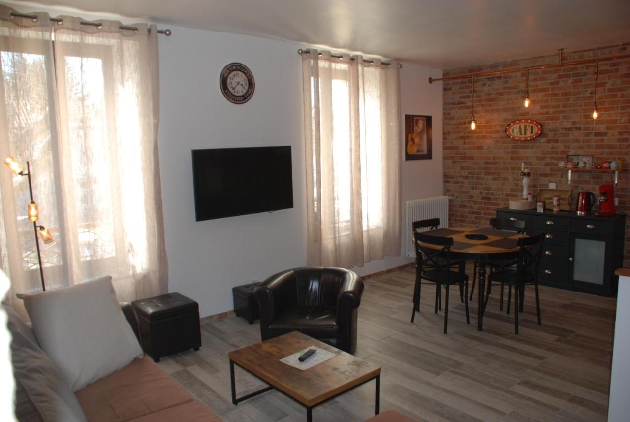 Les Lofts Apartment LʼIsle-sur-la-Sorgue Екстериор снимка